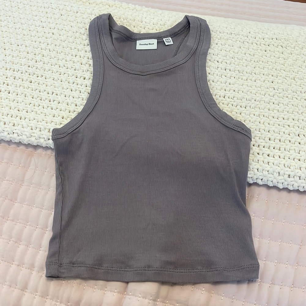 Aritzia Sunday best top